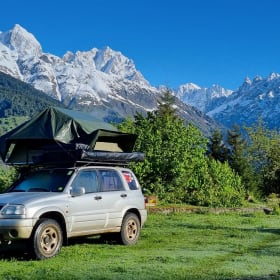 Suze – 2p Other rooftop from 2001