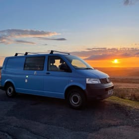 Bluey – Camper VW a 2 posti letto del 2008