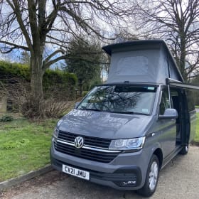 The jammy Dodger – 4 berth Volkswagen camperKing Monte  Carlo 2121