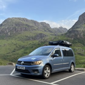 CC – Caddy compatto a 5 posti letto