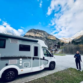 Soigneur – 2+1 McLouis semi-integrated uit 2024