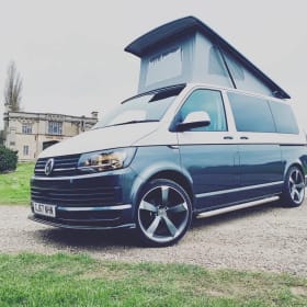 Clyde – Volkswagen 2017 T6 Campervan - New Professional Conversion