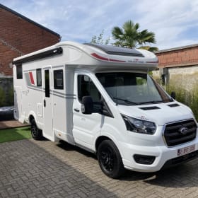 Nuovo 5p Roller Team 285TL, consegna e ritiro a domicilio gratuiti.