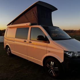 Campert – Volkswagen campervan from 2014