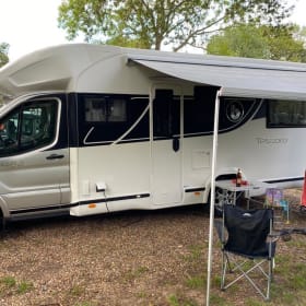 Tessa – 4 berth luxury motorhome