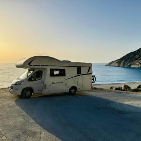 Moby – Kraaknette mobilehome + zonneluifel + airco/verwarming