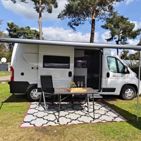 Louis –  Nieuwe Campervan - Louis