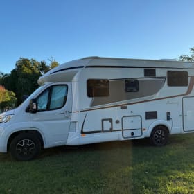 4p Bürstner semi-integrated from 2022