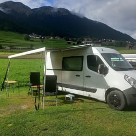 2-seater Renault bus from 2016