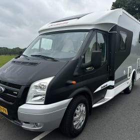 June – Camper super accogliente e completo per 2 persone! 