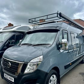 Shadow – Stijlvolle 2-persoons camper 2022