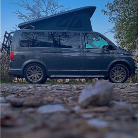 Indie – 4 berth Volkswagen high spec campervan Leeds
