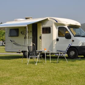 2-seater LMC semi-integrated from 2004