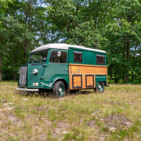 Woody – Classic Citroen HY 1976 bus camper