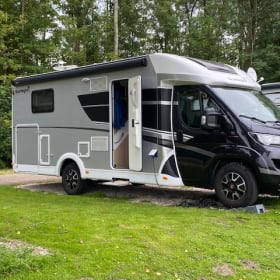 Camper Sunlight T68 4 persons