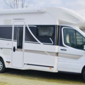 Mobanes – 4p Benimar semi-integrated uit 2023