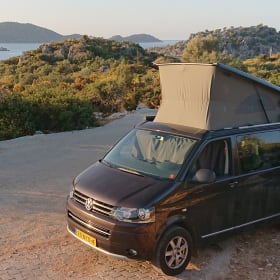 Lotte – 'California Dreaming' - T5 Beach mit Schlafdach