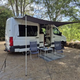 Olaf – Neat conversion Volkswagen Crafter L2H2