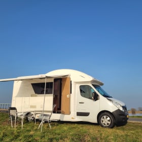 4p Renault half-integraal uit 2016  