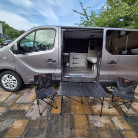 NOMAD – Camping-car Renault Trafic 2017 2 places de 2017