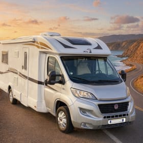 Nova – Nova - Luxury Camper - Spacious inside, compact outside!
