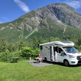 4p Ford Chausson Titanium Nordic edition 777GA