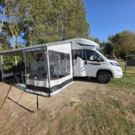 Usefleer travel home – 5p Chausson semi-integrated uit 2021