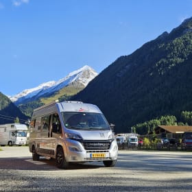 MaliBUS – Malibu Carthago luxe camperbus 2P