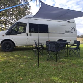 Transula – 4-persoons Ford campervan uit 2012