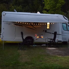 Our cozy home on wheels – 4p McLouis Sovereign semi-integrated from 2022