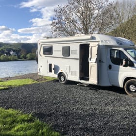 Knausje – 5p Weinsberg Carasuite 700 ME