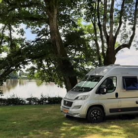 2p Sun Living bus from 2018