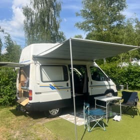 De Vrijbuiter – Chausson-Bus mit 7 Schlafplätzen, Baujahr 2013