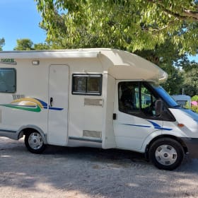 3-seater Chausson compact