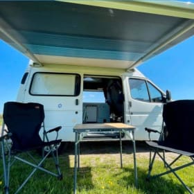 Cruiser – 2p Ford bus from 1999