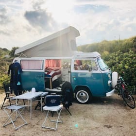 Billy – Volkswagen T2b Camper from 1978