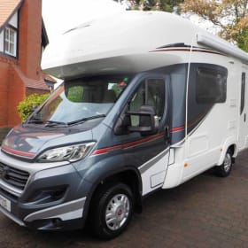 Stella – Autotrail Imala 2017 5 posti letto (tariffa giornaliera assicurazione inclusa)