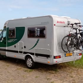 Compact Complete Camper