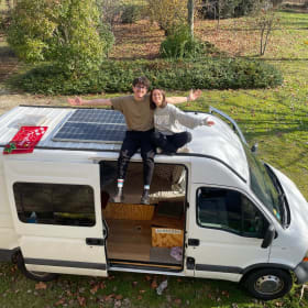 Poppi – Poppi – Jouw knusse, off-grid avonturenbusje 🚐✨