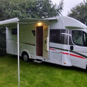 Sunlight T67 4 person