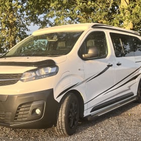 Woody – Camping-car 2 couchages Autre modèle de 2022