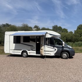 Luxury 4 Beth 4 belts  – Fiat 4 couchages 