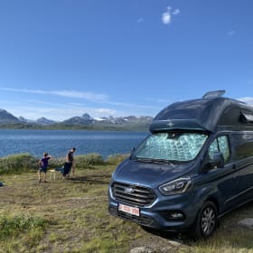 Lien – Ford Nugget Plus 4p, ideal für Roadtrip/freies Camping