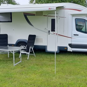 Roller team – 4p Ford semi-integrated uit 2018