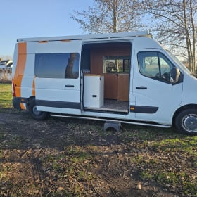 2p Renault bus from 2016