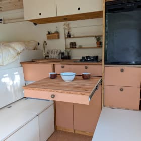 Juliet – 2-seater Peugeot bus from 2025