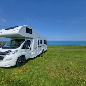 Dominic – 5 Berth Family Motorhome 