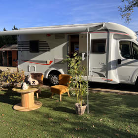 Making Memories! – Gezellige compleet ingerichte Hymer Carado 4 persoons / Euro 5 motor 