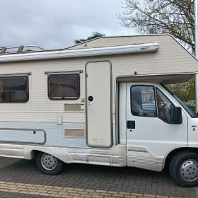 Fiat Ducato camper (1995) | Compact & knus | 2-3 personen ideaal | 