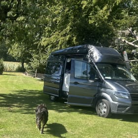 4 PERSOONS AUTOMAAT Volkswagen Grand California uit 2023